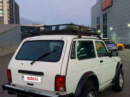 2016 Lada (ВАЗ) 2121 (4x4) Bronto I Рестайлинг, белый, 425000 рублей, вид 4