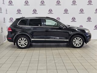 2013 Volkswagen Touareg II, чёрный, 1999000 рублей, вид 4