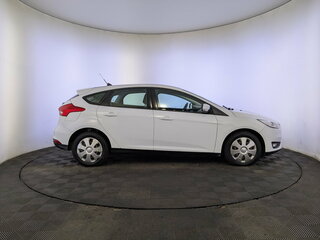2018 Ford Focus III Рестайлинг, белый, 1150000 рублей, вид 4
