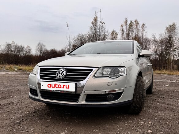 2010 Volkswagen Passat B6, серый, 750000 рублей