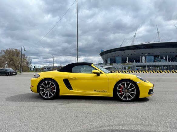 2020 Porsche Boxster S IV 718 (982), жёлтый, 8700000 рублей - вид 5