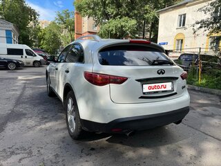 2013 Infiniti QX70, белый, 2300000 рублей, вид 4