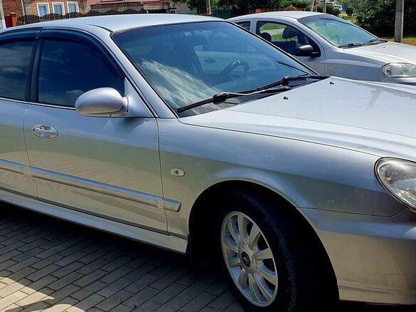 2005 Hyundai Sonata IV (EF) Рестайлинг, серебристый, 465000 рублей - вид 2