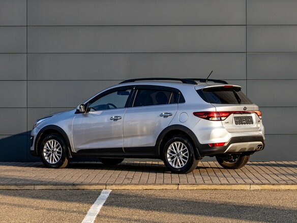 2019 Kia Rio X-Line IV, серебристый - вид 3