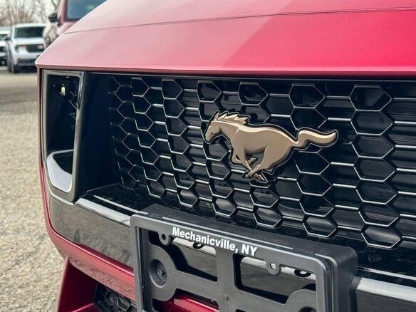 2026 Ford Mustang VII, красный - вид 26