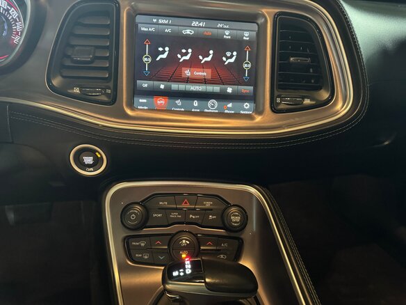 2021 Dodge Challenger III Рестайлинг 2, серый, 4600000 рублей - вид 8