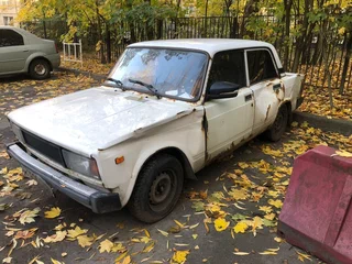 2006 Lada (ВАЗ) 2105, белый, 35000 рублей, вид 4