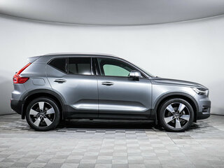 2018 Volvo XC40 I, серебристый, 3300000 рублей, вид 4