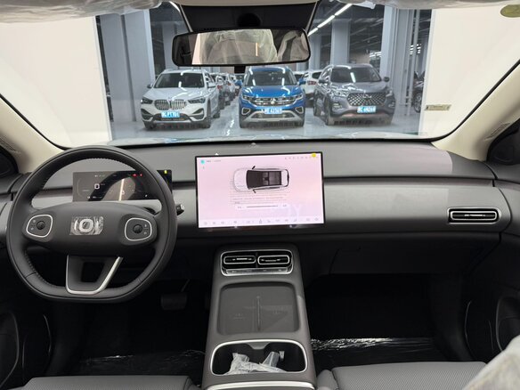 2026 Changan Qiyuan Q05 51.9 kWh II, бежевый, 2250000 рублей - вид 12