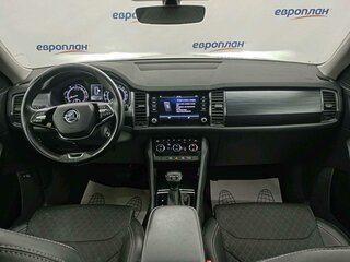 2021 Skoda Kodiaq I Рестайлинг, белый, 2400000 рублей, вид 5
