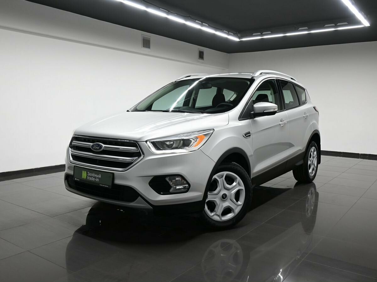 Открыть фотографии: Ford Kuga II Рестайлинг