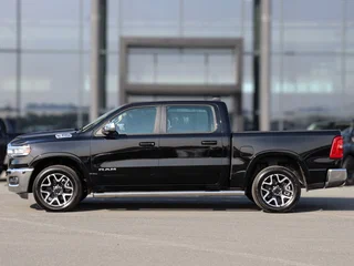 2026 Ram 1500 Crew Cab V Рестайлинг, чёрный, 9890000 рублей, вид 4