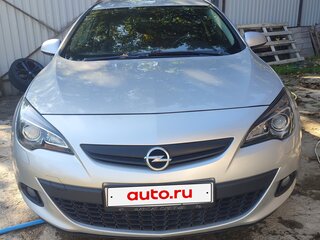 2013 Opel Astra GTC J Рестайлинг, серебристый, 850000 рублей, вид 1