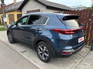 2019 Kia Sportage IV Рестайлинг, синий, 2400000 рублей, вид 4