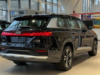 2026 Audi Q6 40 TFSI, чёрный, 7630000 рублей, вид 5
