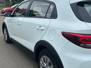 2018 Kia Rio X-Line IV, белый, 1180000 рублей, вид 3
