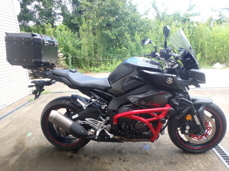 2017 Yamaha MT-10, чёрный, 1250000 рублей, вид 3