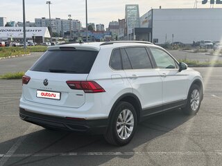 2021 Volkswagen Tiguan II Рестайлинг, белый, 2750000 рублей, вид 5