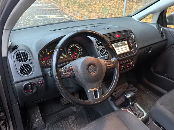 2010 Volkswagen Golf Plus II, серый, 800000 рублей - вид 12