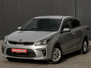 2020 Kia Rio IV, серебристый, 1420000 рублей, вид 1