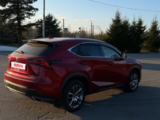 2019 Lexus NX 300 I Рестайлинг, красный, 3240000 рублей, вид 2