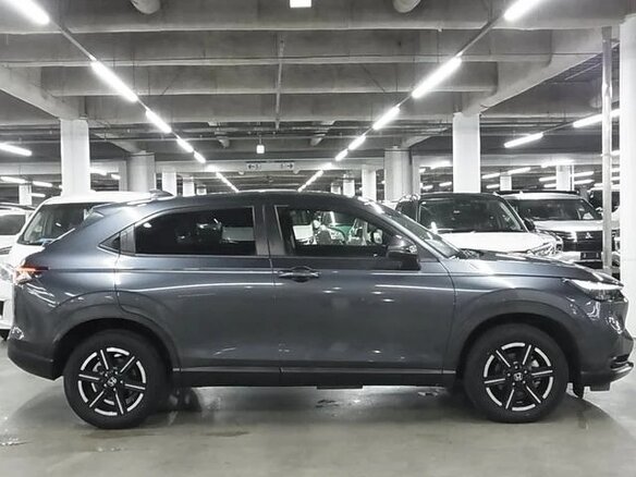 2022 Honda Vezel II, серый, 1650000 рублей - вид 6