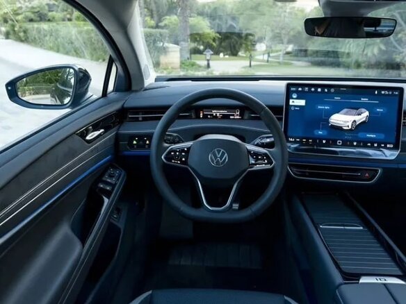 2025 Volkswagen ID.7 85 kWh, серый - вид 13