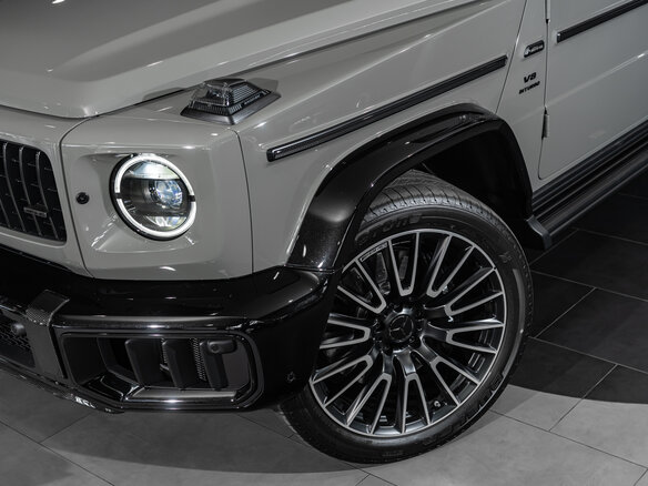 2026 Mercedes-Benz G-Класс AMG 63 AMG II (W465) Рестайлинг, серый - вид 13