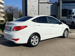 2016 Hyundai Solaris I Рестайлинг, белый, 815000 рублей, вид 3