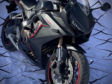 2020 Honda CBR 650R, чёрный, 850000 рублей, вид 1