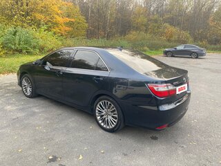 2017 Toyota Camry US Market VII (XV50) Рестайлинг, серый, 1450000 рублей, вид 5