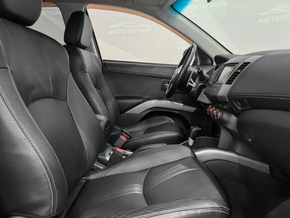 2012 Mitsubishi Outlander II Рестайлинг, чёрный, 1430000 рублей - вид 14