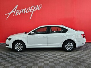2020 Skoda Octavia III (A7) Рестайлинг, белый, 1765000 рублей, вид 2