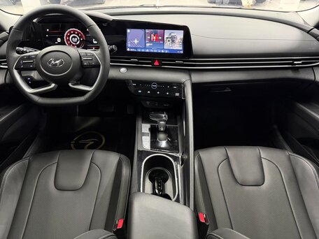 2022 Hyundai Elantra VII (CN7), белый, 1400000 рублей, вид 5