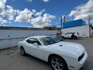 2011 Dodge Challenger III Рестайлинг, белый, 2222222 рублей, вид 2