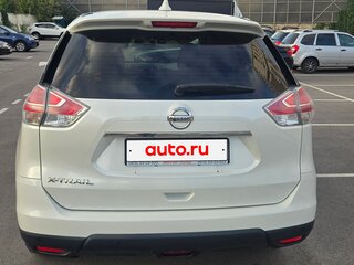 2017 Nissan X-Trail III Рестайлинг, белый, 1850000 рублей, вид 5