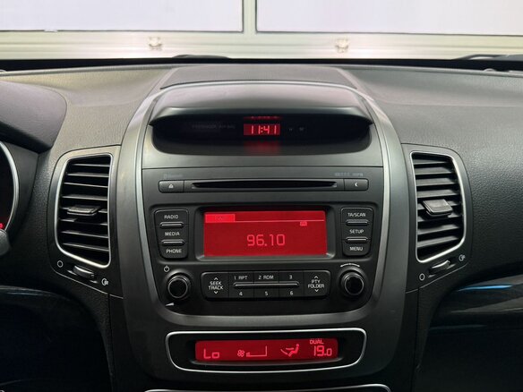 2019 Kia Sorento II Рестайлинг, белый, 2120000 рублей - вид 14