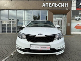 2016 Kia Rio III Рестайлинг, белый, 1161000 рублей, вид 2