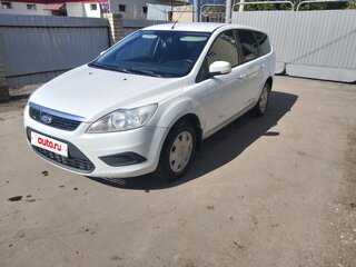 2011 Ford Focus II Рестайлинг, белый, 400000 рублей, вид 1