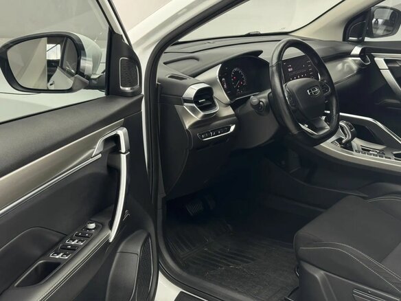 2020 Geely Coolray I, белый, 1629000 рублей - вид 15