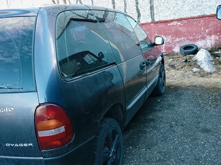 1995 Chrysler Voyager III, серый, 300000 рублей, вид 3