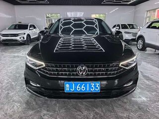 2023 Volkswagen Magotan B8 Рестайлинг, чёрный, 1425000 рублей, вид 2