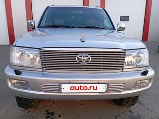 2006 Toyota Land Cruiser 100 Series Рестайлинг 2, серебристый, 2230000 рублей, вид 3
