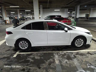 2020 Toyota Corolla XII (E210), белый, 1750000 рублей, вид 4