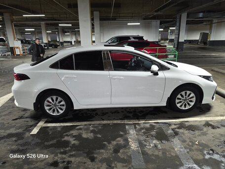 2020 Toyota Corolla XII (E210), белый, 1750000 рублей, вид 4