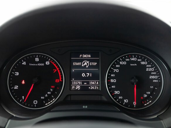 2013 Audi A3 III (8V), красный - вид 21