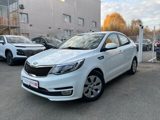 2016 Kia Rio III Рестайлинг, белый, 1098544 рублей, вид 5