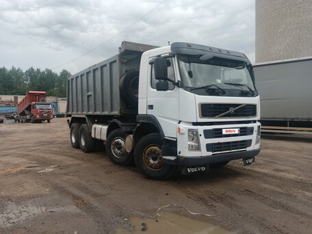 2004 Volvo FM, белый, 1850000 рублей, вид 4