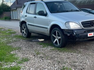 1998 Mercedes-Benz M-Класс 320 I (W163), серый, 347000 рублей, вид 2
