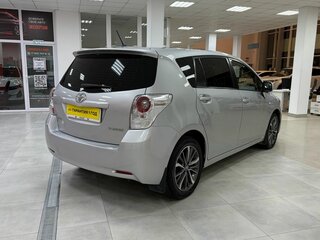 2012 Toyota Verso I, серебристый, 1650000 рублей, вид 4